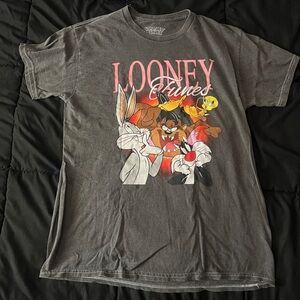 Looney Tunes Graphic T-Shirt